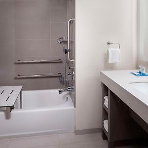 One-Bedroom King Suite Disability Access